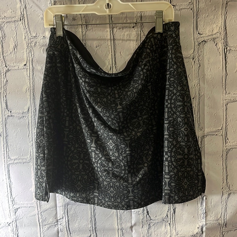 NWT TRANQUILITY By Colorado Clothing Skort size L